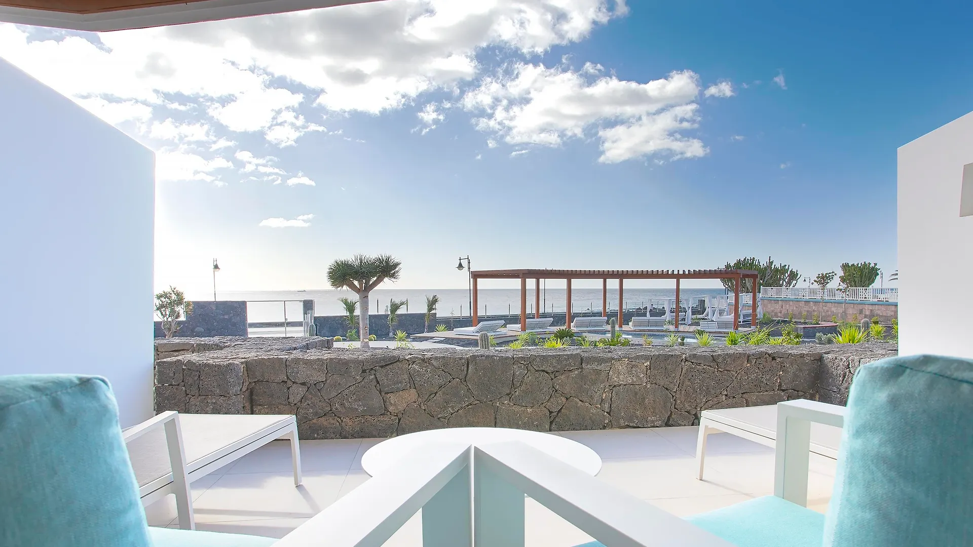 Hotel Lava Beach Puerto del Carmen  5*, Puerto del Carmen (Lanzarote) Spain